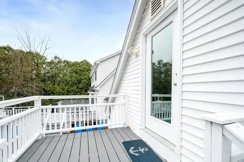 11 Witch Lane Plaistow NH 03865
