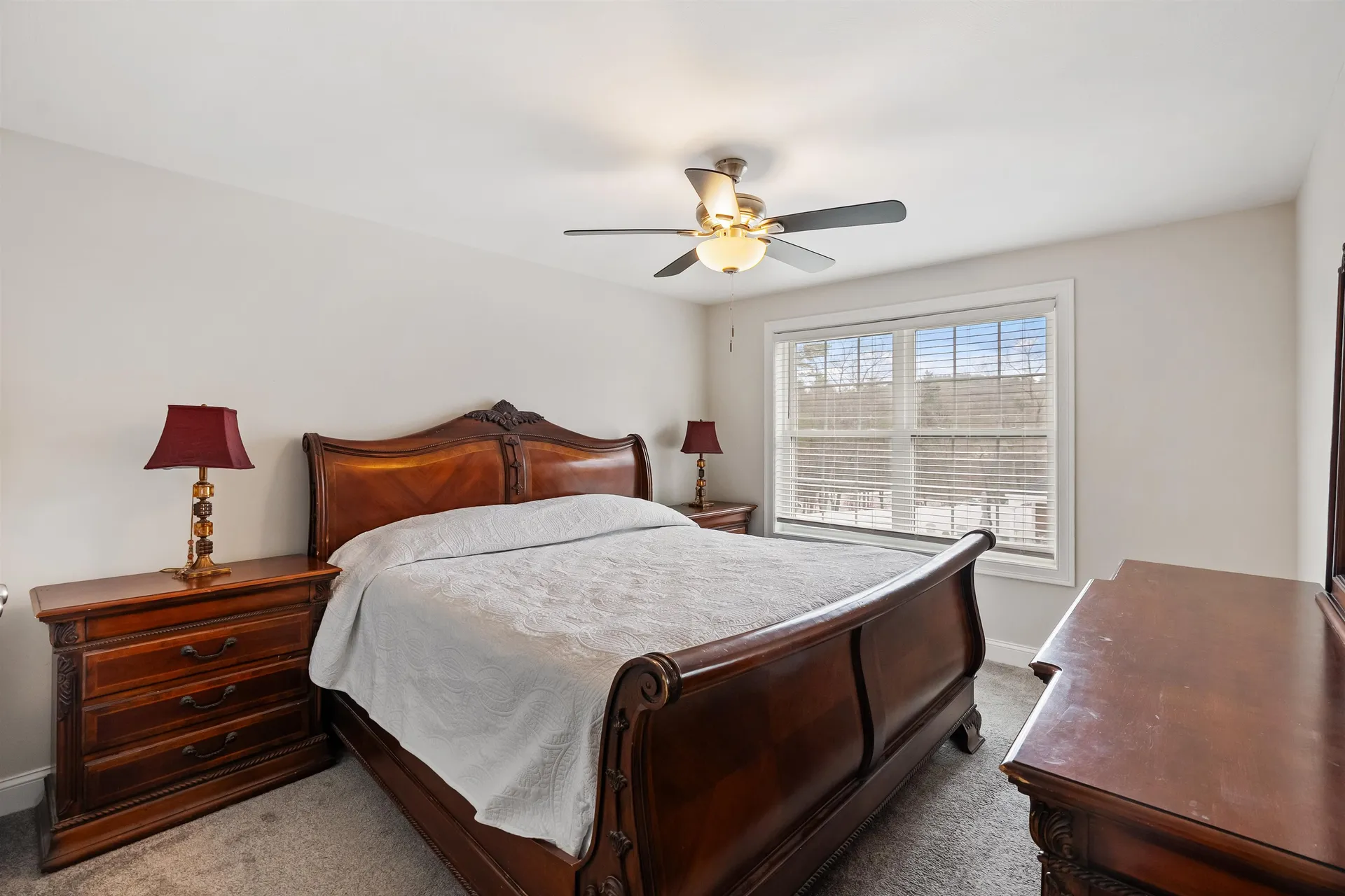 44 Sheffield Street Windham NH 03087