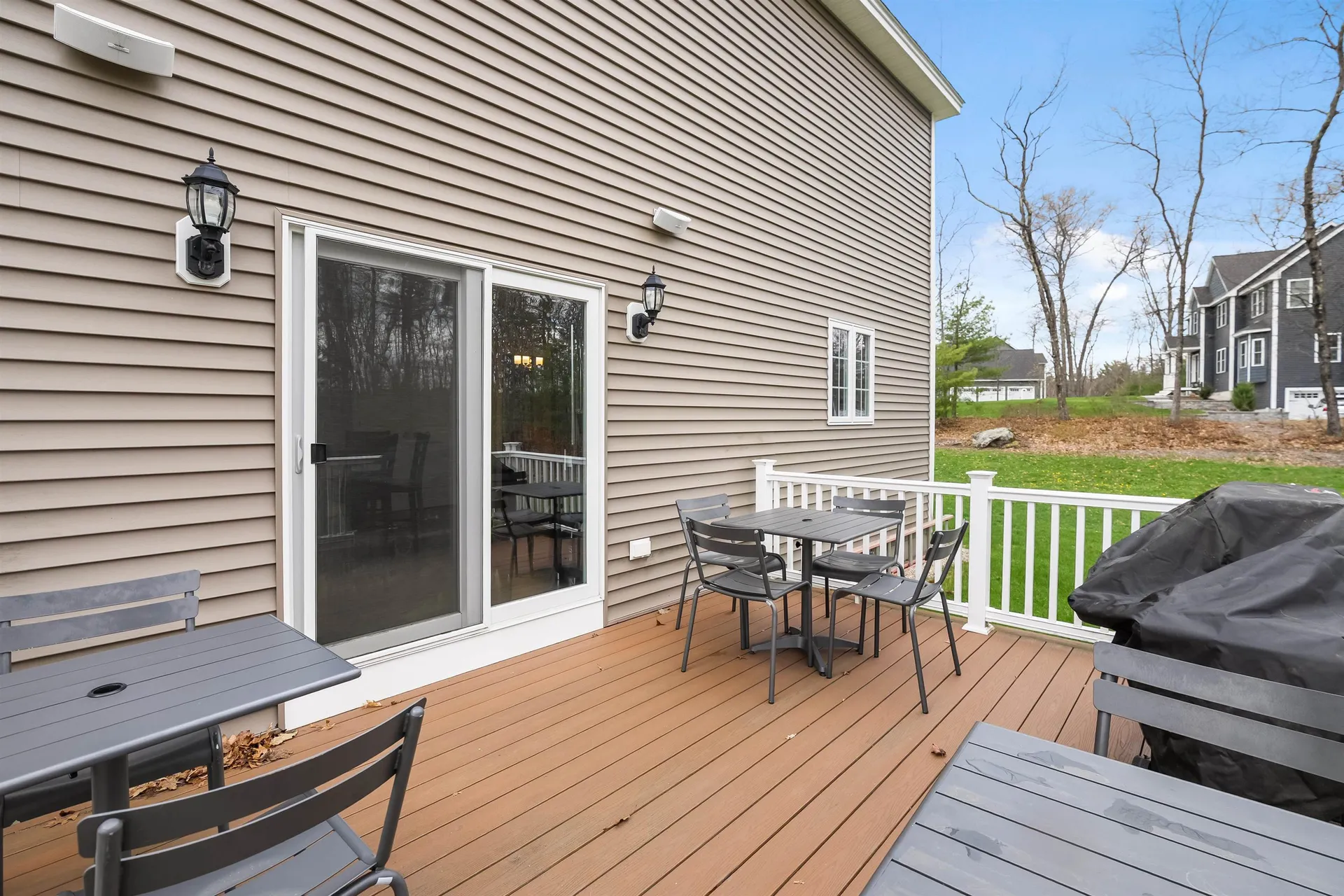 44 Sheffield Street Windham NH 03087