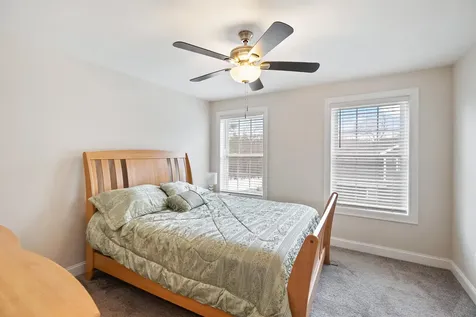 44 Sheffield Street Windham NH 03087