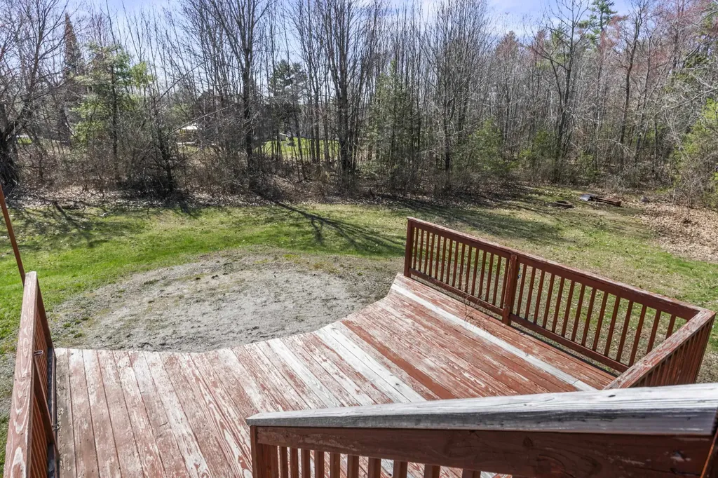 8 Elliott Road Gorham ME 04038