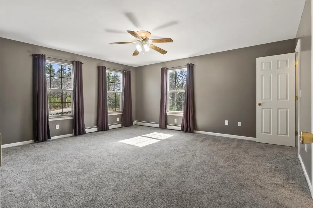8 Elliott Road Gorham ME 04038