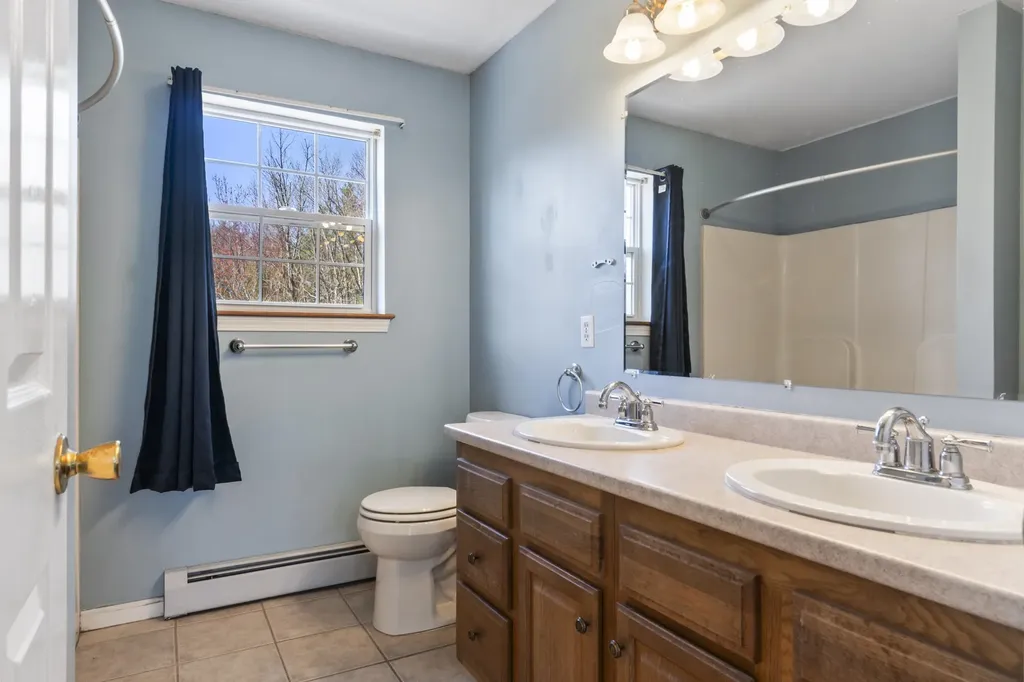 8 Elliott Road Gorham ME 04038