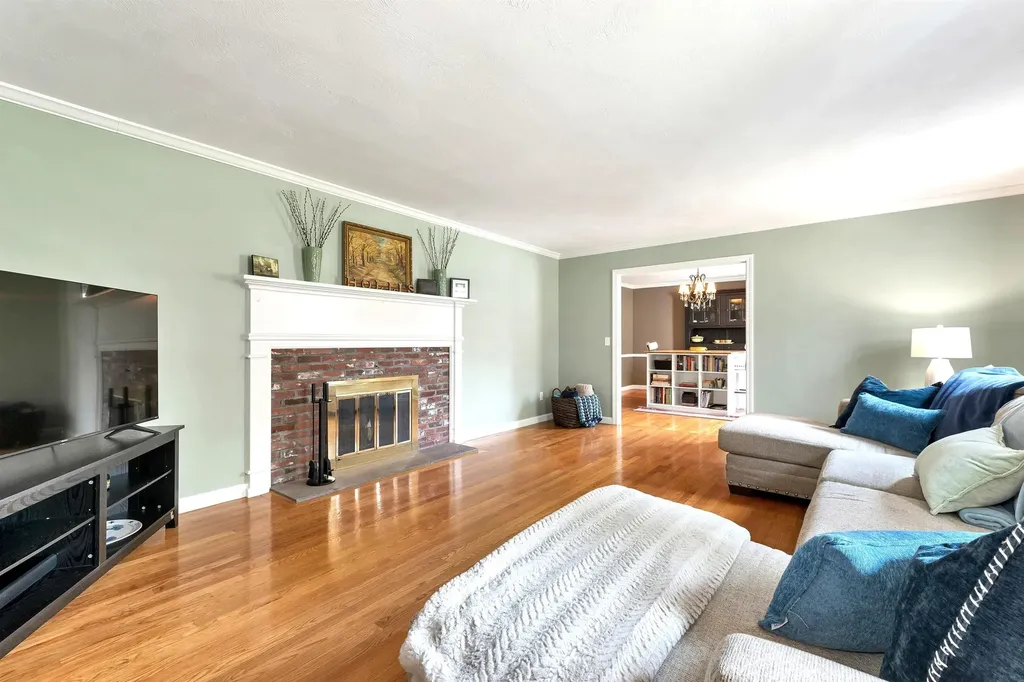 29 Orchard Drive Hollis NH 03049-0565