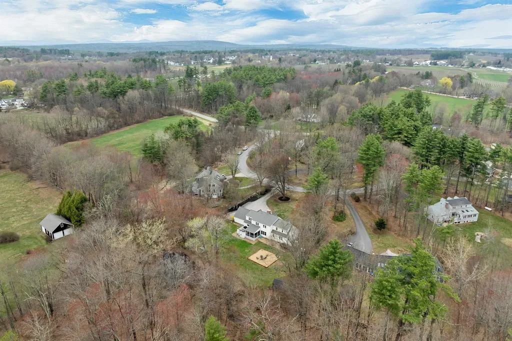 29 Orchard Drive Hollis NH 03049-0565