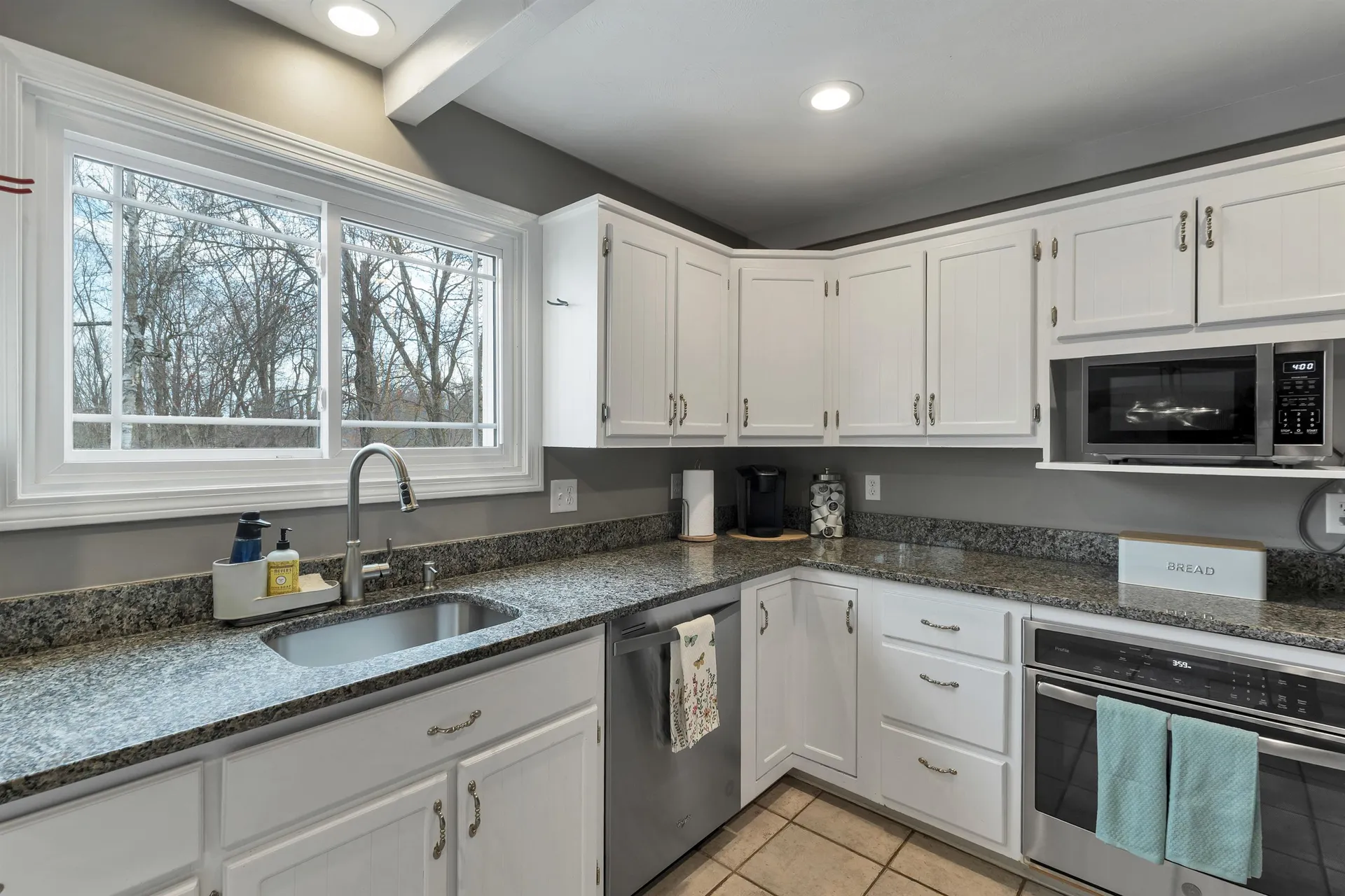 29 Orchard Drive Hollis NH 03049-0565
