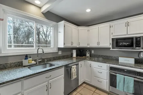 29 Orchard Drive Hollis NH 03049-0565