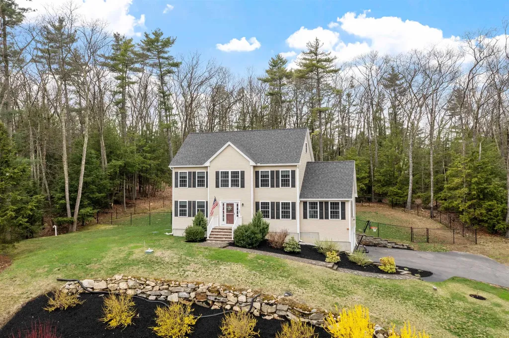 1 Brandy Rock Road Derry NH 03038