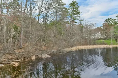 15 Merrivale Road Moultonborough NH 03254