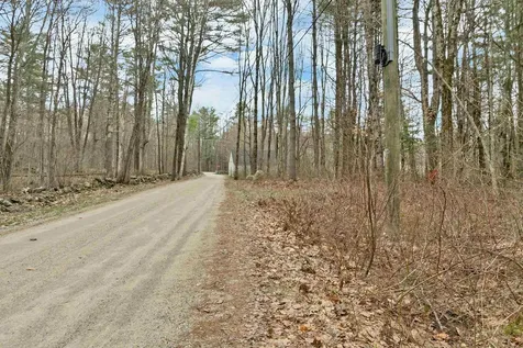 15 Merrivale Road Moultonborough NH 03254