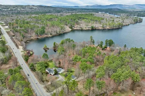 15 Merrivale Road Moultonborough NH 03254