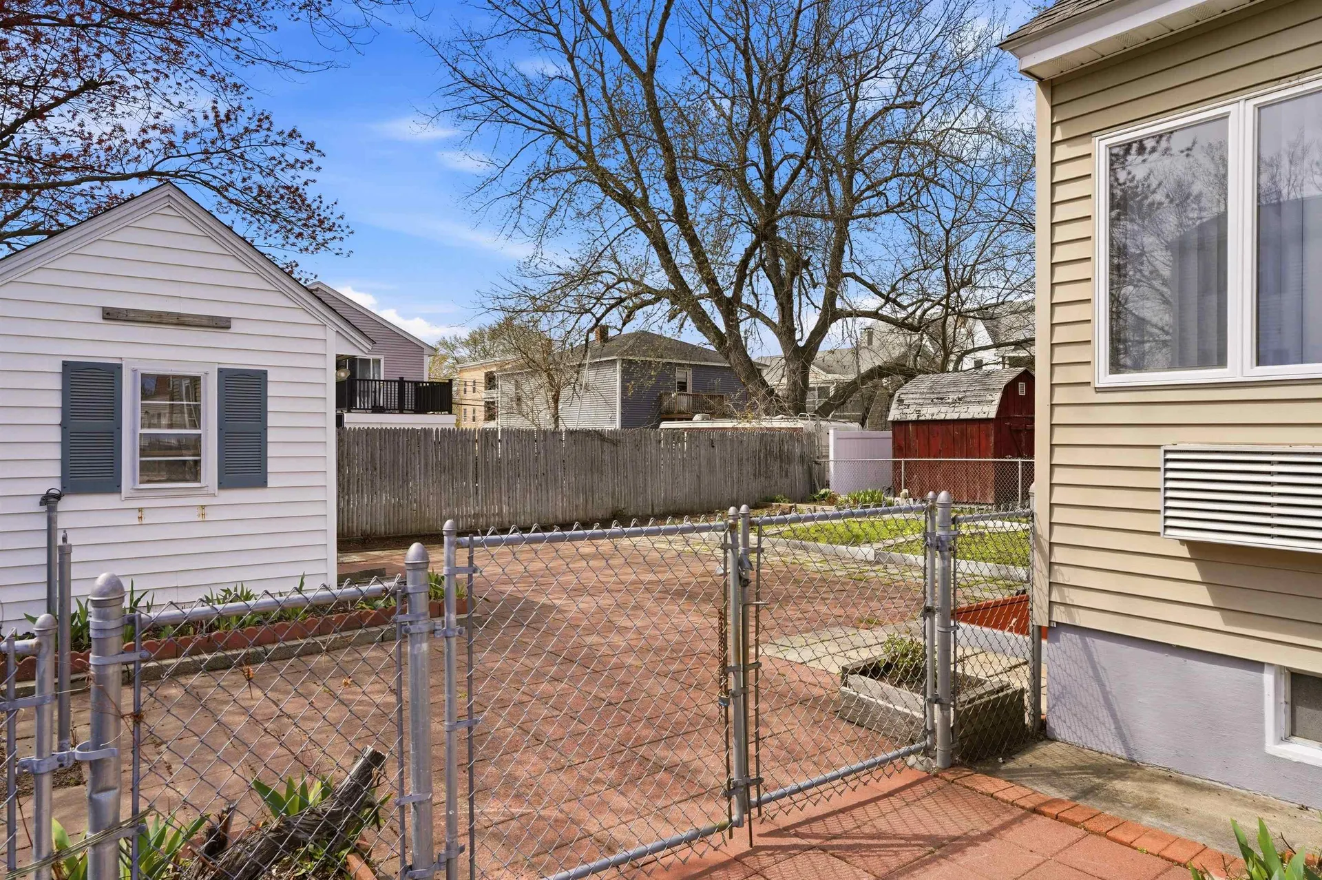 20 Exeter Avenue Manchester NH 03103