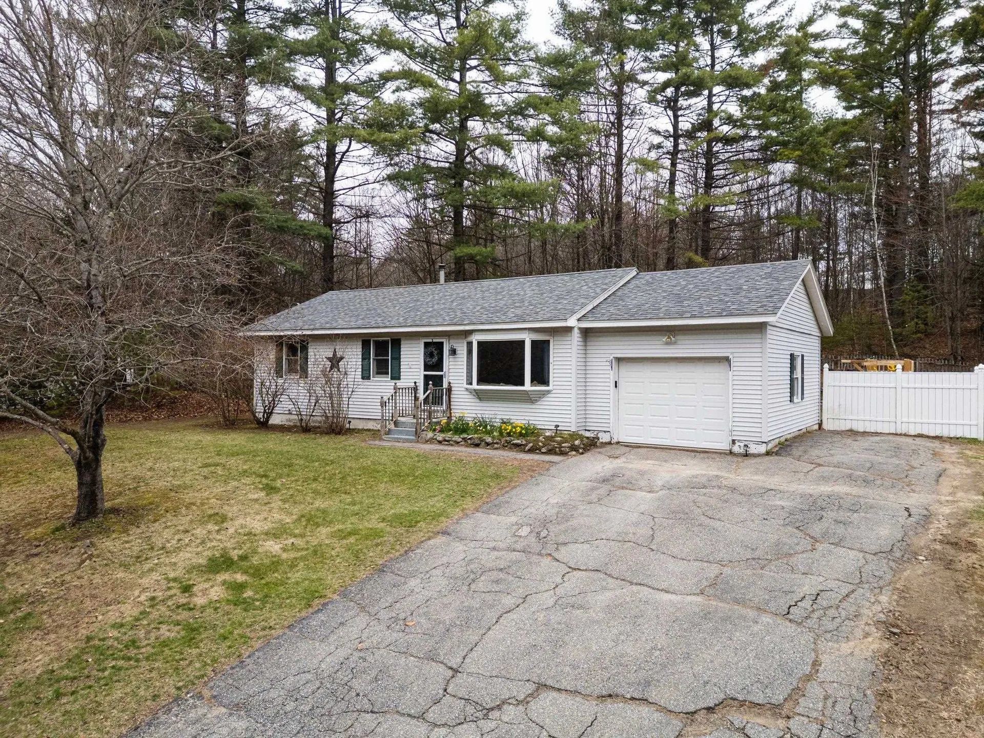 4 Alexander Avenue Newport NH 03773