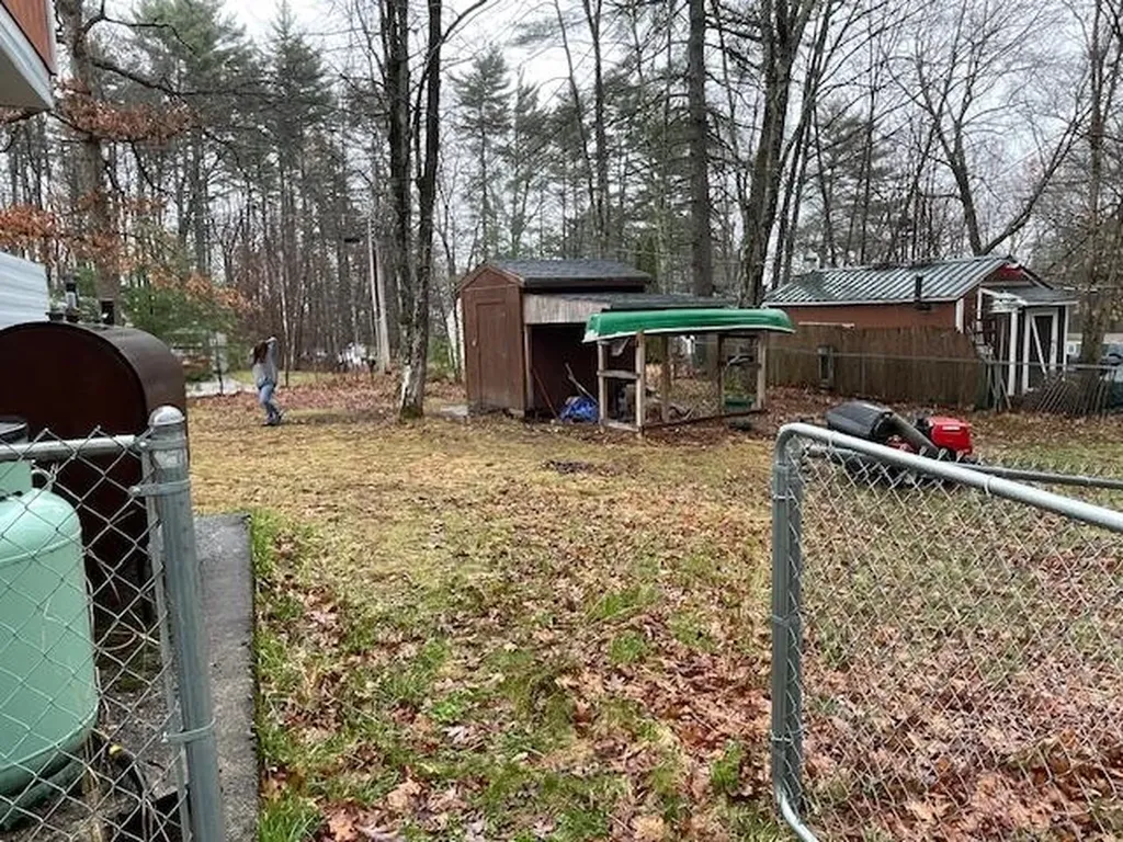 10 Fox Lane Rochester NH 03867