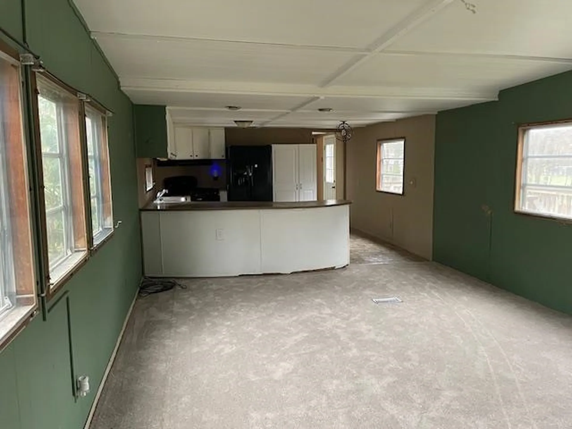 10 Fox Lane Rochester NH 03867