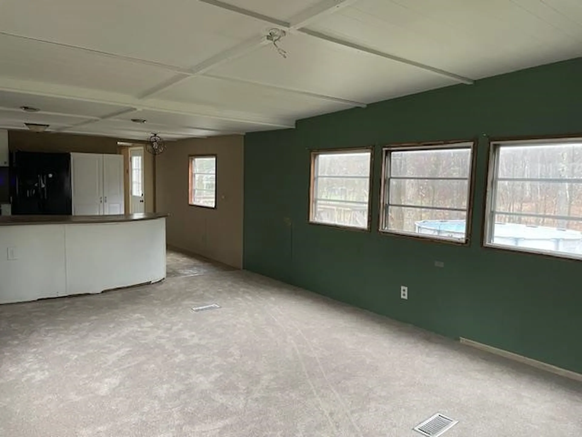 10 Fox Lane Rochester NH 03867