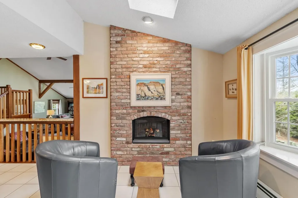 76 English Range Road Derry NH 03038