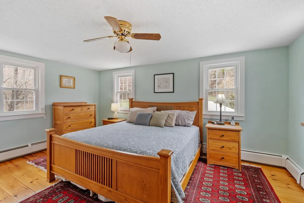 76 English Range Road Derry NH 03038