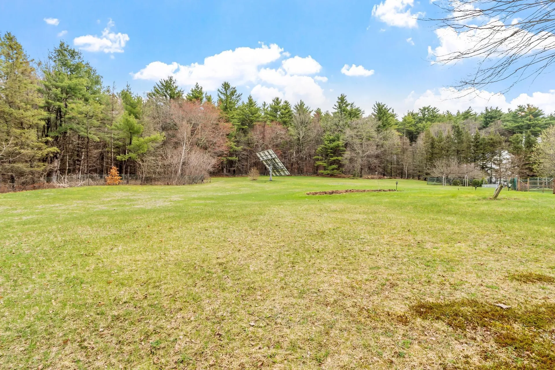 76 English Range Road Derry NH 03038