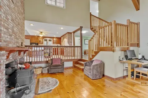 76 English Range Road Derry NH 03038