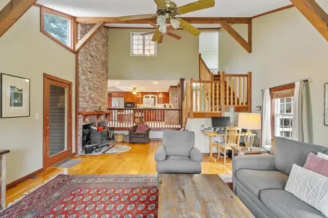 76 English Range Road Derry NH 03038