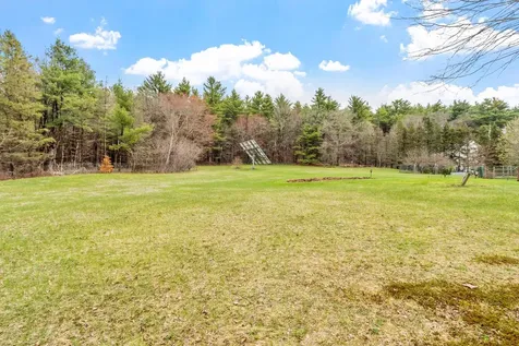 76 English Range Road Derry NH 03038