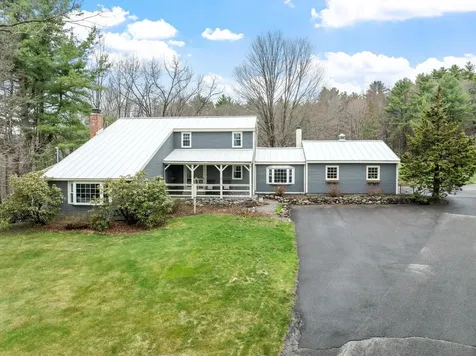 76 English Range Road Derry NH 03038