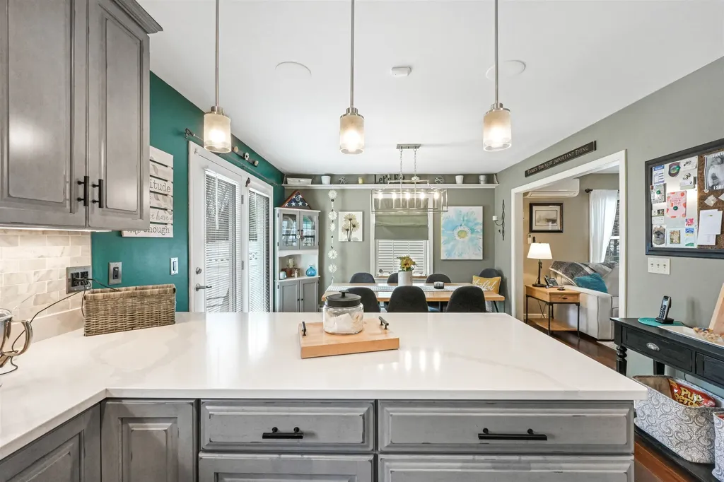21 Grey Meadow Drive Burlington VT 05408