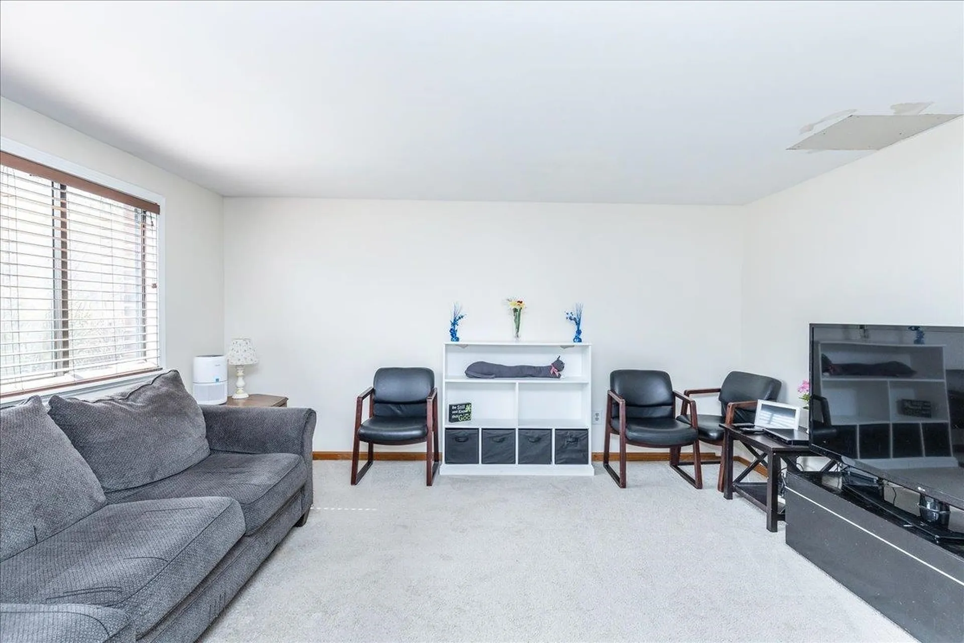 88 Oakridge Drive Londonderry NH 03053