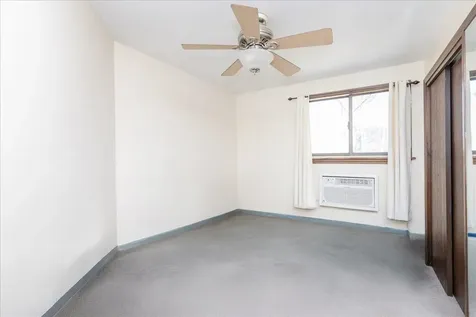 88 Oakridge Drive Londonderry NH 03053