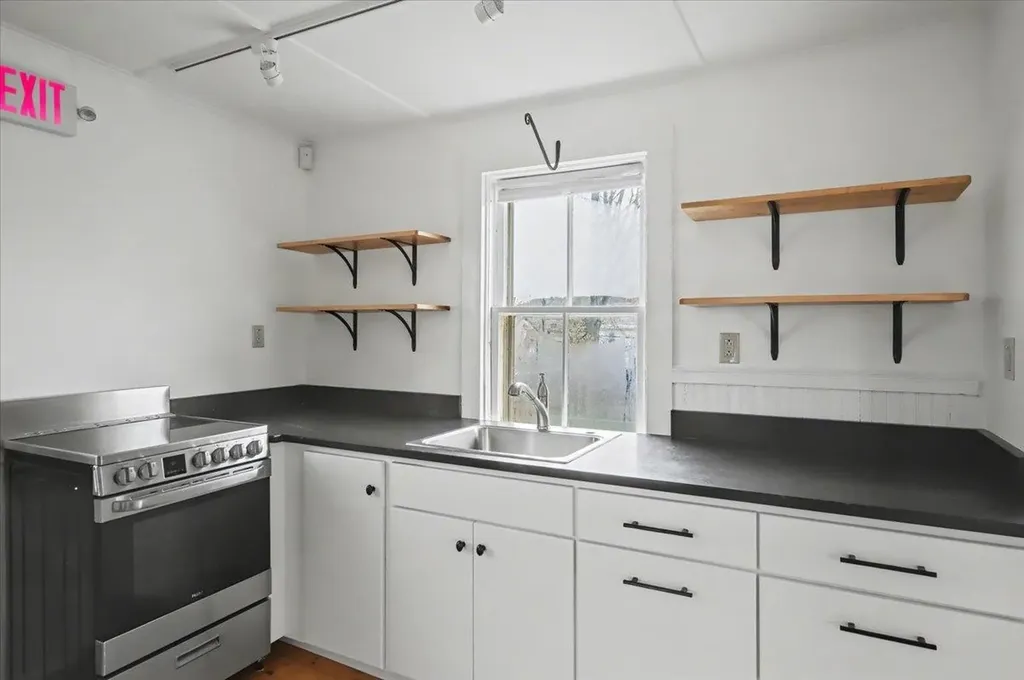 37 Green Street Vergennes VT 05491