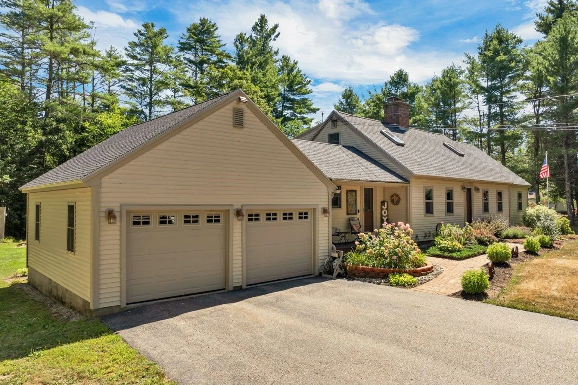 212 Wentworth Road Brookfield NH 03872