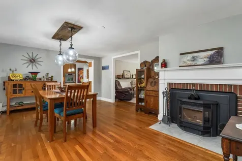 212 Wentworth Road Brookfield NH 03872