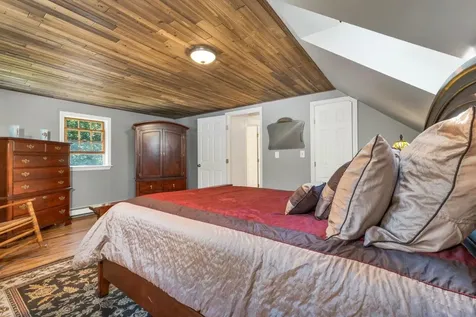 212 Wentworth Road Brookfield NH 03872
