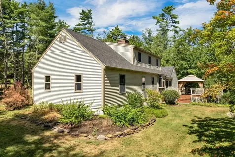 212 Wentworth Road Brookfield NH 03872