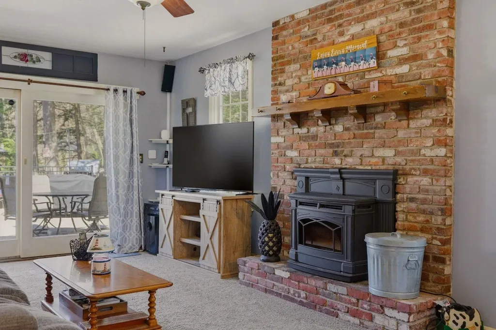 25 Tingley Street Rochester NH 03867