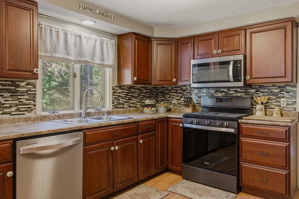 25 Tingley Street Rochester NH 03867