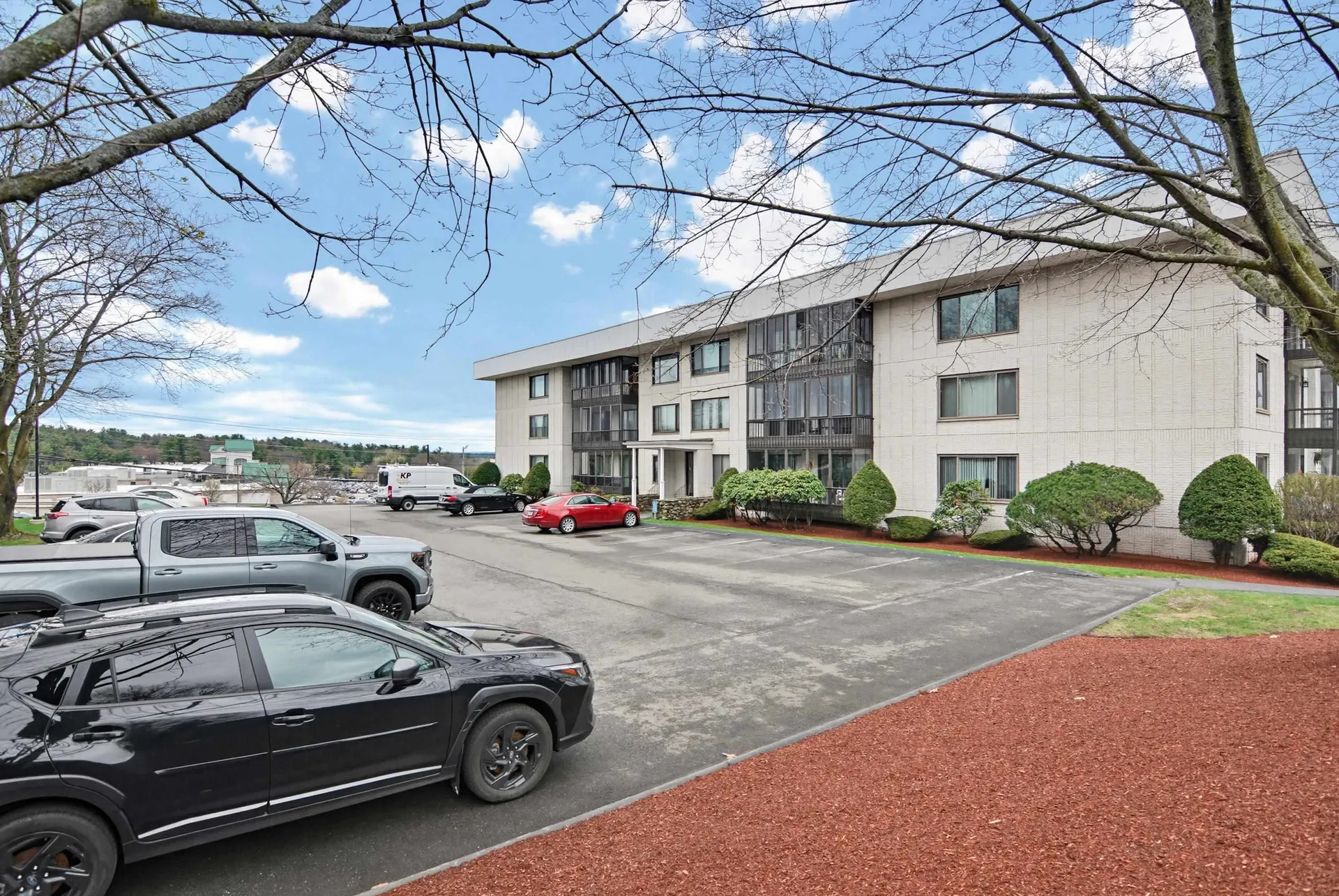 33 Spit Brook Road Nashua NH 03060