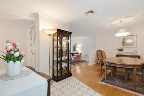 33 Spit Brook Road Nashua NH 03060