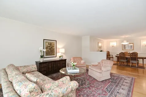 33 Spit Brook Road Nashua NH 03060