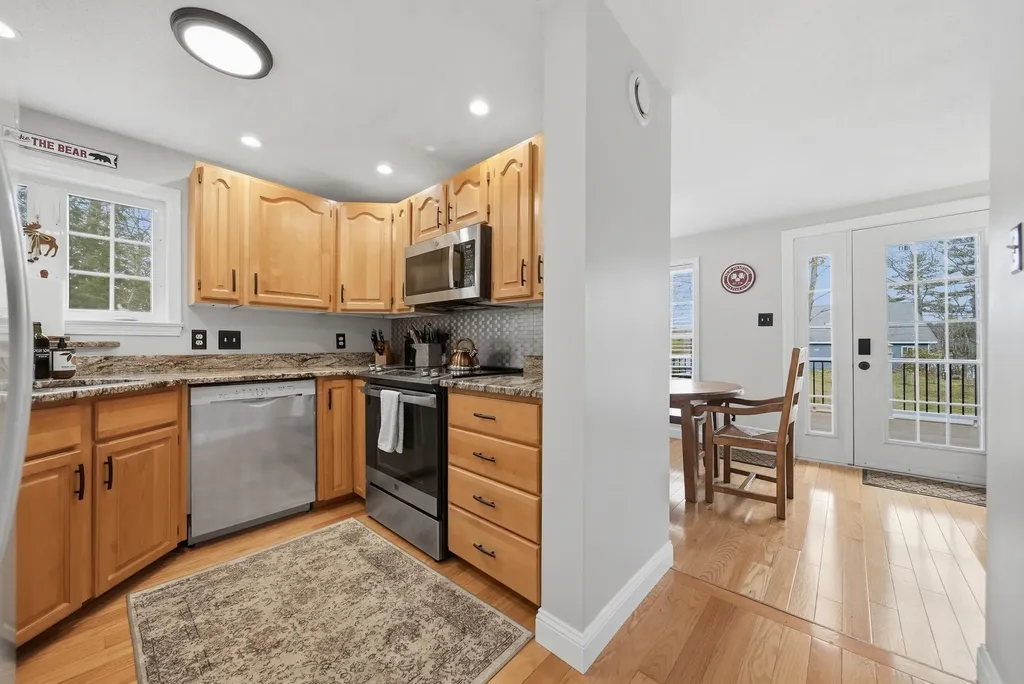 4 Penobscott Path Gilmanton NH 03247