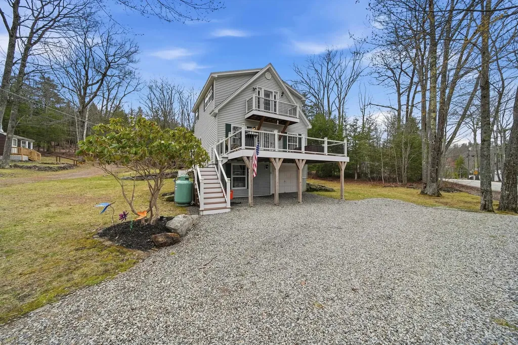4 Penobscott Path Gilmanton NH 03247
