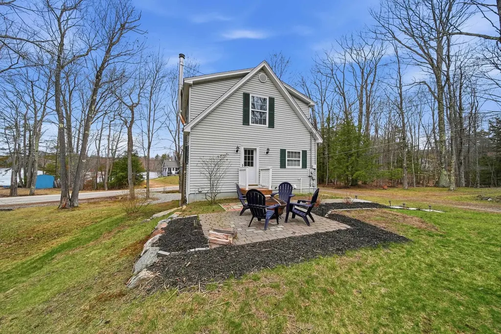 4 Penobscott Path Gilmanton NH 03247