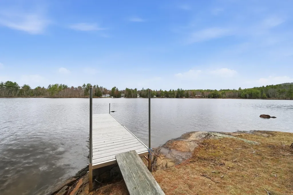 4 Penobscott Path Gilmanton NH 03247