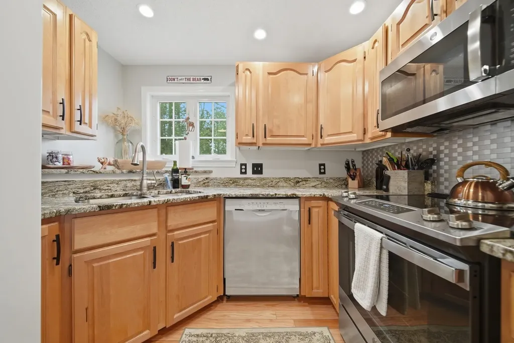 4 Penobscott Path Gilmanton NH 03247