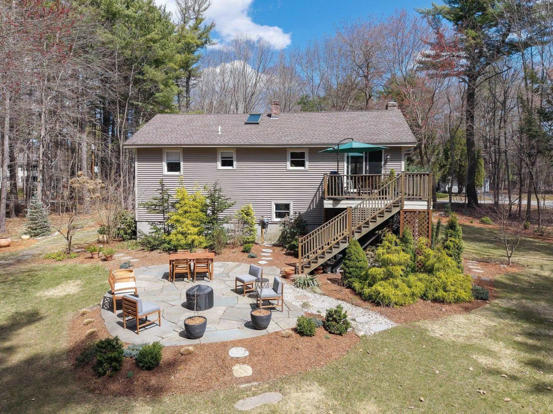 47 River Road Stratham NH 03885