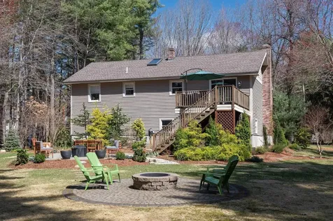 47 River Road Stratham NH 03885