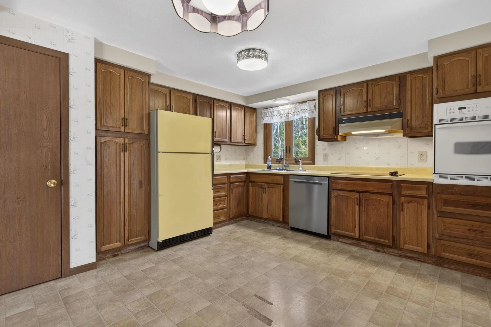 20 Blair Avenue Hillsborough NH 03244