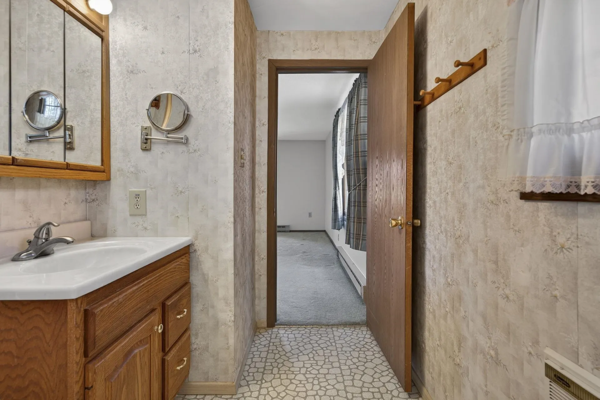 20 Blair Avenue Hillsborough NH 03244