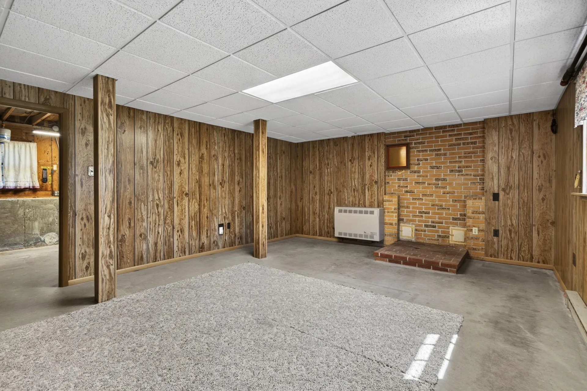 20 Blair Avenue Hillsborough NH 03244